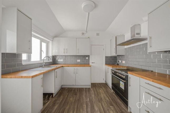 36 Osterley Street, Swansea photo 2
