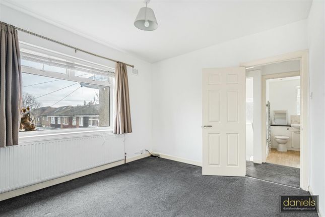 6, Eton Court, Sudbury photo 3