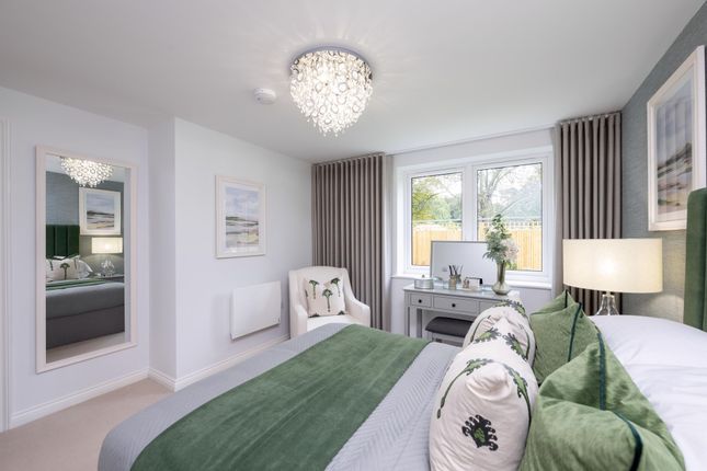 Flat 15, Manns Lodge, Cranleigh photo 4
