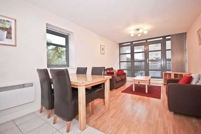 Thumbnail Flat to rent in Clapham Park Road, Clapham