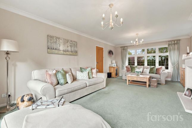 24 Leafy Way, Brentwood photo 3