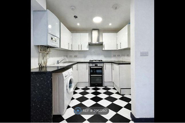 Spearing Road, High Wycombe photo 5