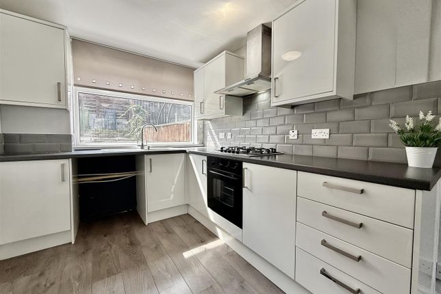 79, Millbrook, Gateshead photo 3