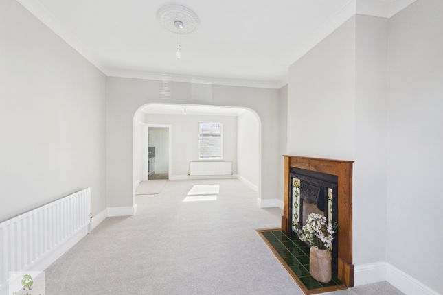 38, Cavendish Avenue, Gillingham photo 3