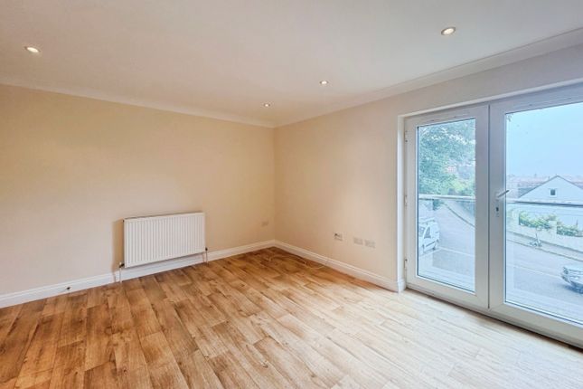 23 Flora Gardens, Penrose Road, Cornwall photo 4