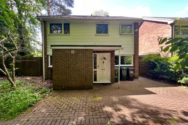 Thumbnail Detached house to rent in Kirkstone Close, Camberley