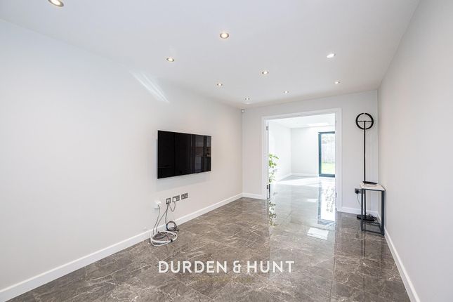 Detached house for sale in Dury Falls Close, Hornchurch