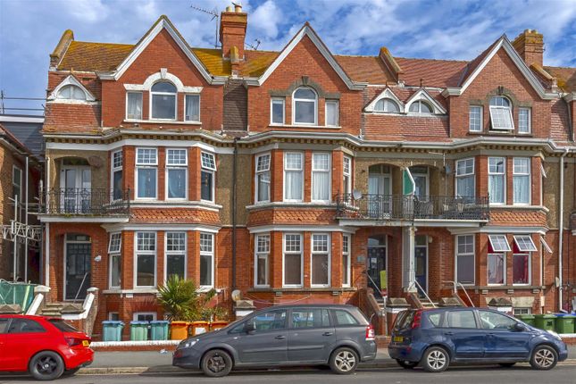 Thumbnail Flat for sale in South Terrace, Littlehampton