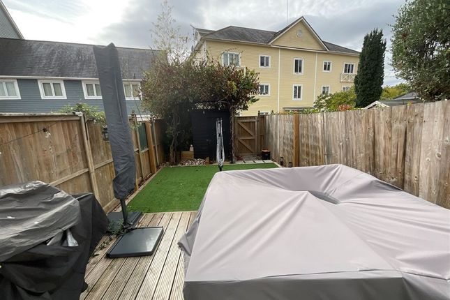 Alisander Close, Snodland photo 5
