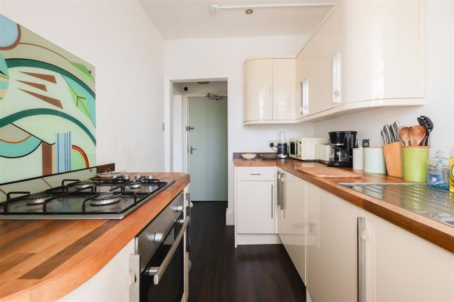 Flat 7, 39-40, Cornwallis Gardens, Hastings photo 4