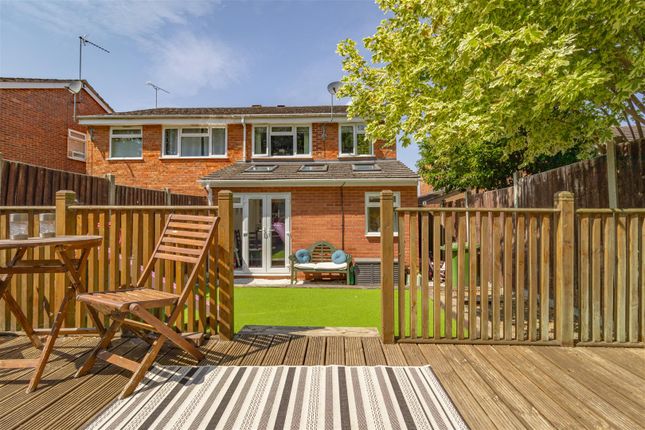 49, Stowe Drive, Southam photo 4