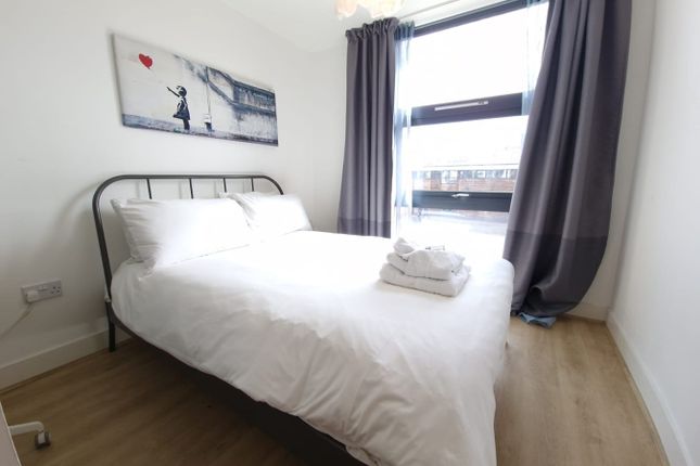 Flat to rent in Gas Ferry Road, Bristol