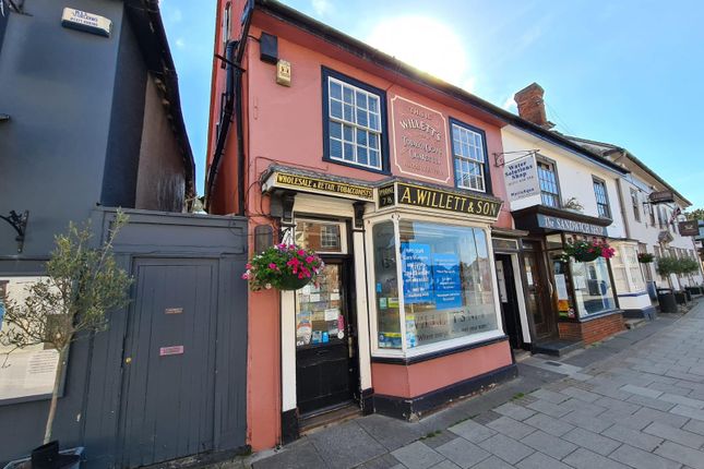 Thumbnail Flat to rent in High Street, Dunmow