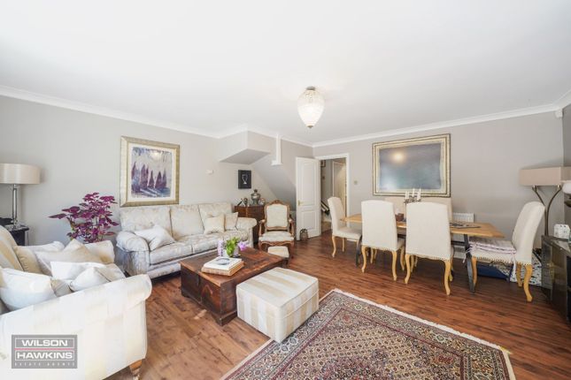 20, Roxeth Hill, Harrow photo 4