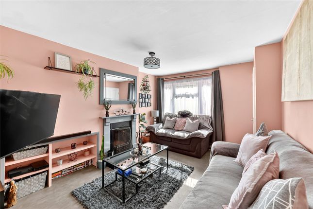 19, Bents Close, Bedfordshire photo 3