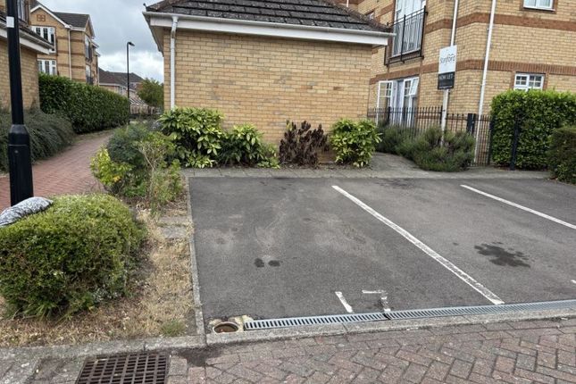 17, Benny Hill Close, Eastleigh photo 4