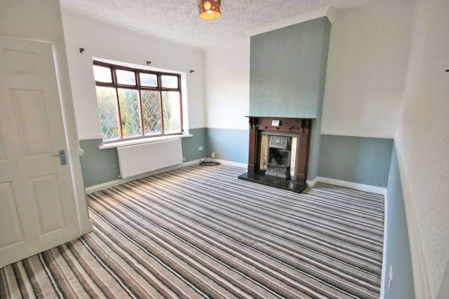 299 Wigan Road, Wigan photo 2