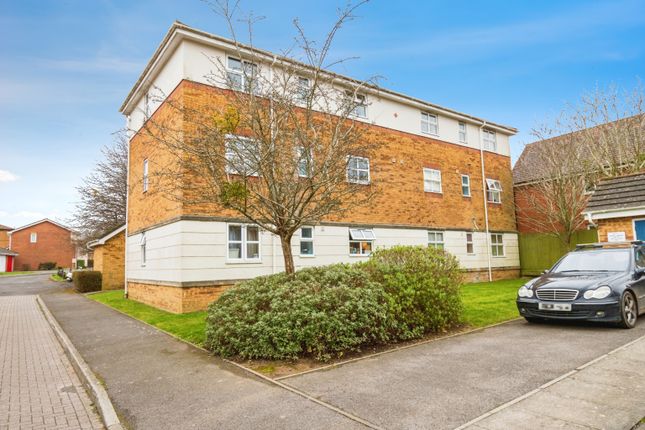 Thumbnail Flat for sale in Watts Close, Southampton, Hampshire