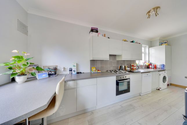5, Hilda Vale Road, Orpington photo 4