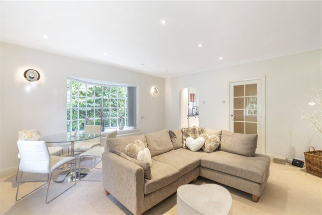 Flat for sale in Wilton Road, Ilkley, West Yorkshire