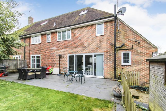 Thumbnail Semi-detached house to rent in South Bank, Sutton Valence, Maidstone