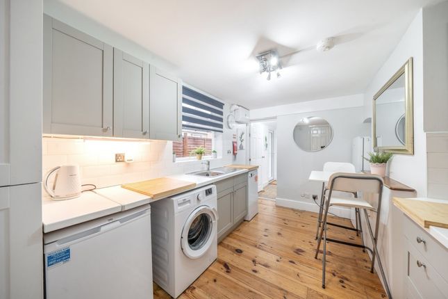 19, Balaclava Road, London photo 4
