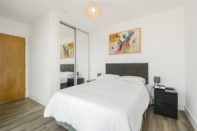 Flat 64, 1, Wray Avenue, London photo 4