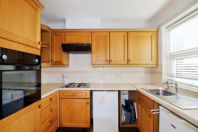 Flat for sale in Elmhurst Court, Woodbridge