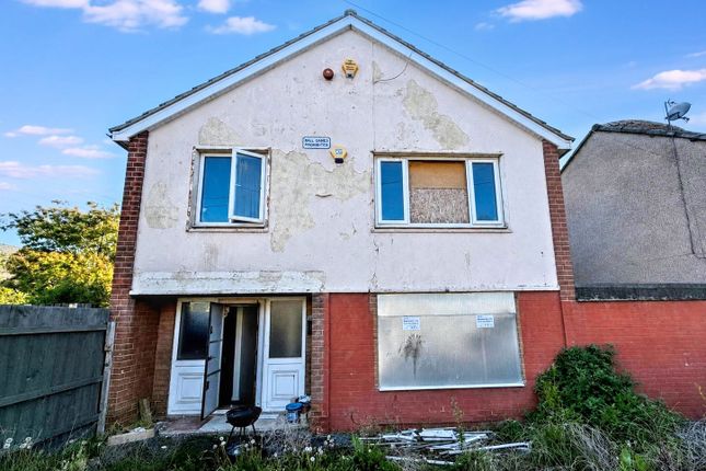 4-bed detached on 2A, Keir Hardie Crescent, Middlesbrough, £50,000