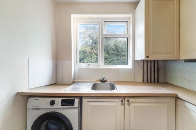 47, Headley Drive, Epsom photo 4
