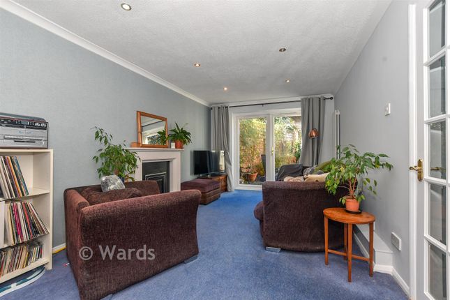 32, Laurel Grove, Maidstone photo 2