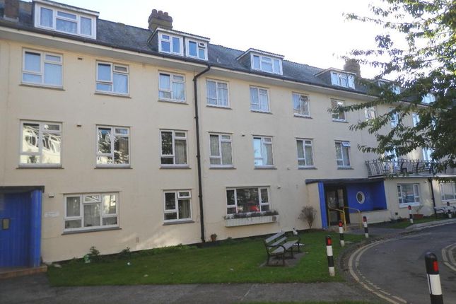 Thumbnail Flat to rent in Prospect Place, Penzance