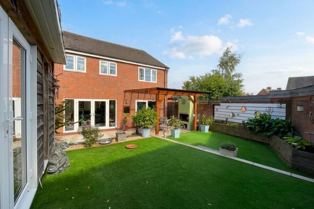 1 Audmore Court, Stafford photo 4