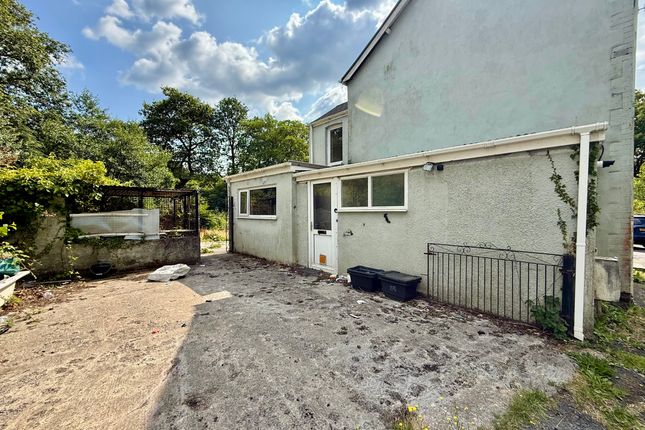 4, Bryn Awel, Neath, Neath Port Talbot, SA10 8SR photo 4