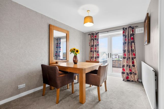 30, Rowanlea Avenue, Paisley photo 4