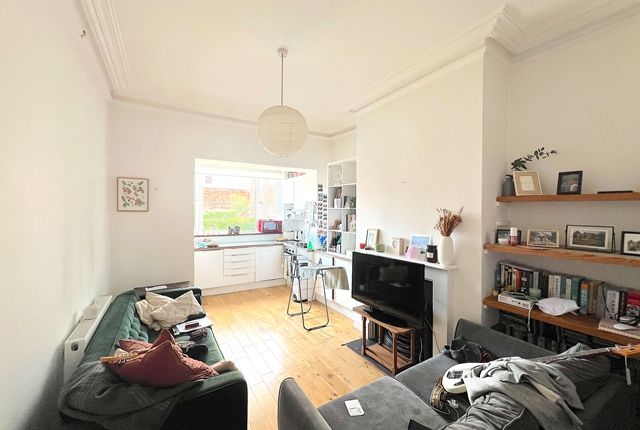 Flat 2, 31, College Road East Sussex, Brighton photo 2