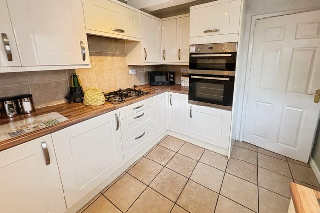 17, Aubourn Avenue, Lincoln photo 4