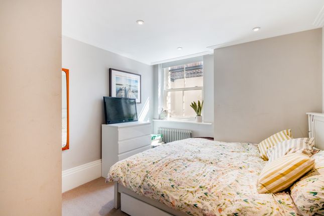 Flat for sale in The Book House, East Hill, Wandsworth