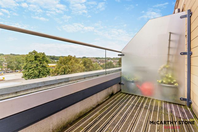 32 Landmark Place, 1, Moorfield Road, Denham photo 2
