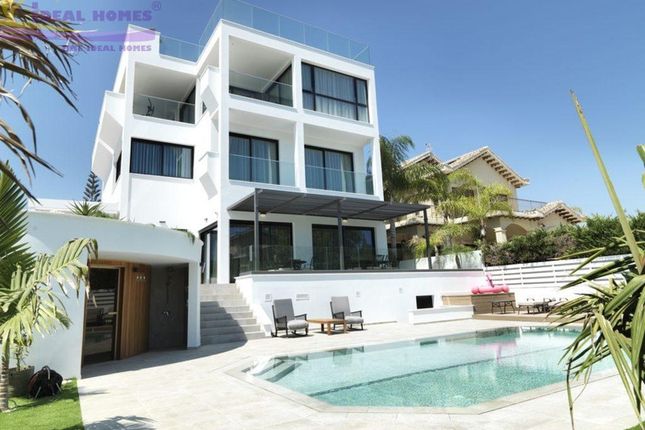 Villa for sale in Pyrgos Lemesou, Limassol, Cyprus