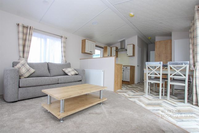 Mobile/park home for sale in Ledale Mobile Home Park, Clayton Le Dale, Ribble Valley