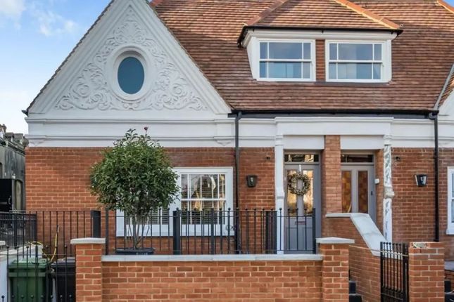 Thumbnail Detached house for sale in Queensthorpe Road, London