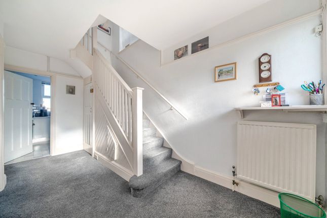 The Homestall,, Weston Green Road, Thames Ditton photo 2