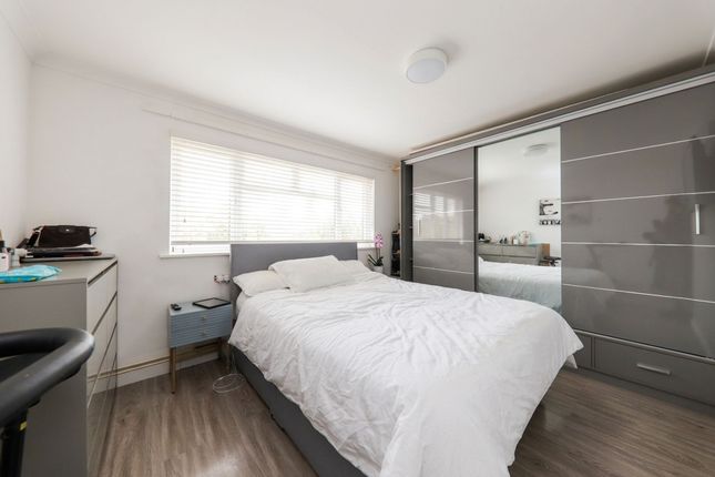 36 Curtis Close, Rickmansworth photo 4