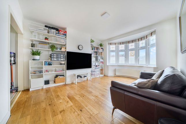 32, Braywood Road, London photo 3