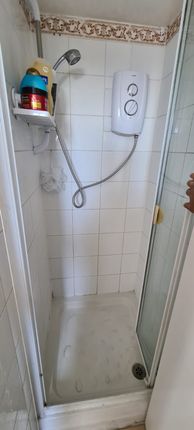 17, BROOMFIELD RD, CHADWELL HEATH photo 4