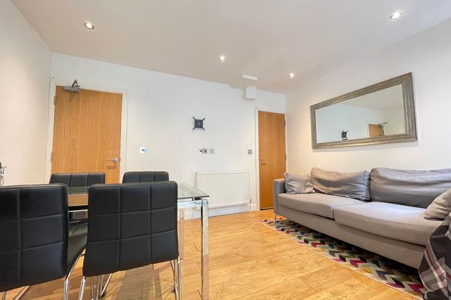 3C, Burney Avenue, Surbiton photo 2