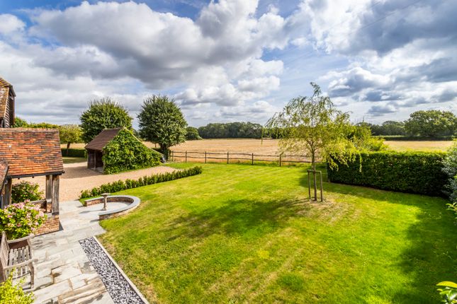 Westend Barn, West End Lane, Haslemere photo 4