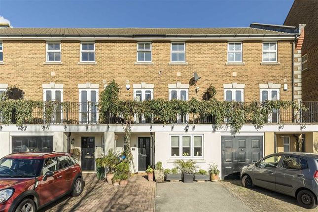 Terraced house for sale in Barlow Drive, London