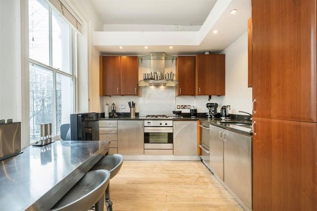 Flat 3, 30, Redcliffe Gardens, London photo 4